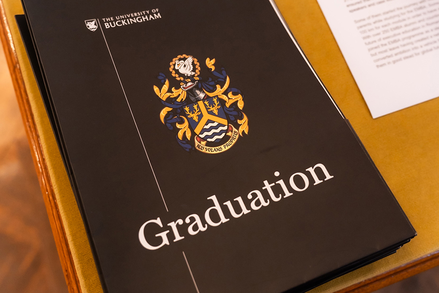 Sărbătorim o nouă generație de lideri: ceremonia de absolvire a clasei EMBA 2025  din Cluj